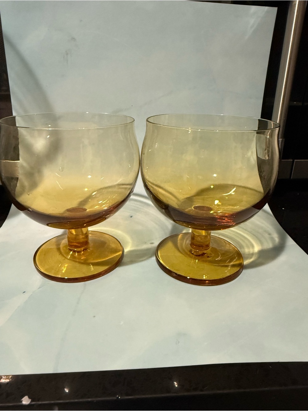 Amber Glass Goblet Set - 2-Piece Decorative Wine Glasses